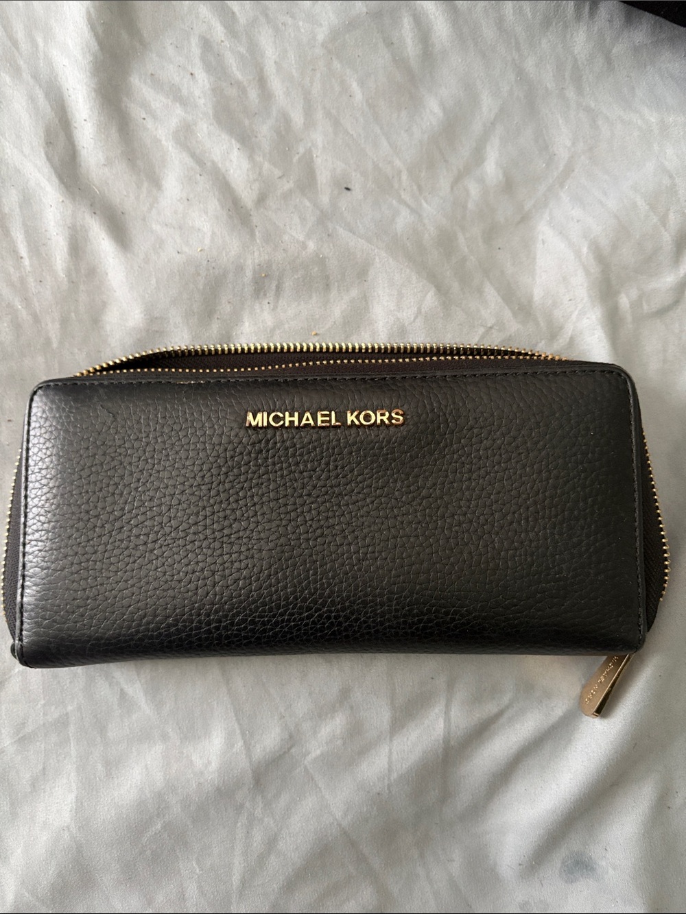 MICHAEL KORS Black Pebbled Leather Zip Wallet with Gold Hardware